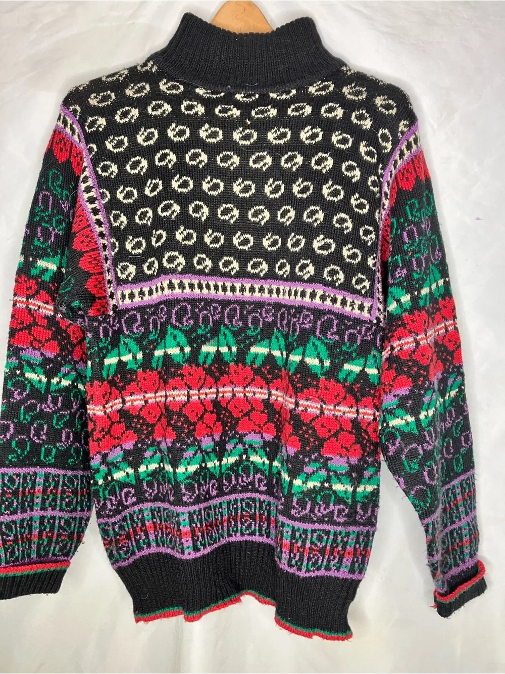Karen Scott VTG wool blend floral/ fair isle sweater M